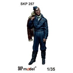 SKP 257 RAF pilot